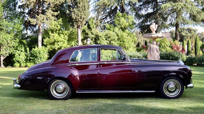 Rolls Royce Silver Cloud III lateral love for classic Cars Alquiler madrid